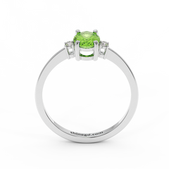 18K Gold Diamond Peridot Ring