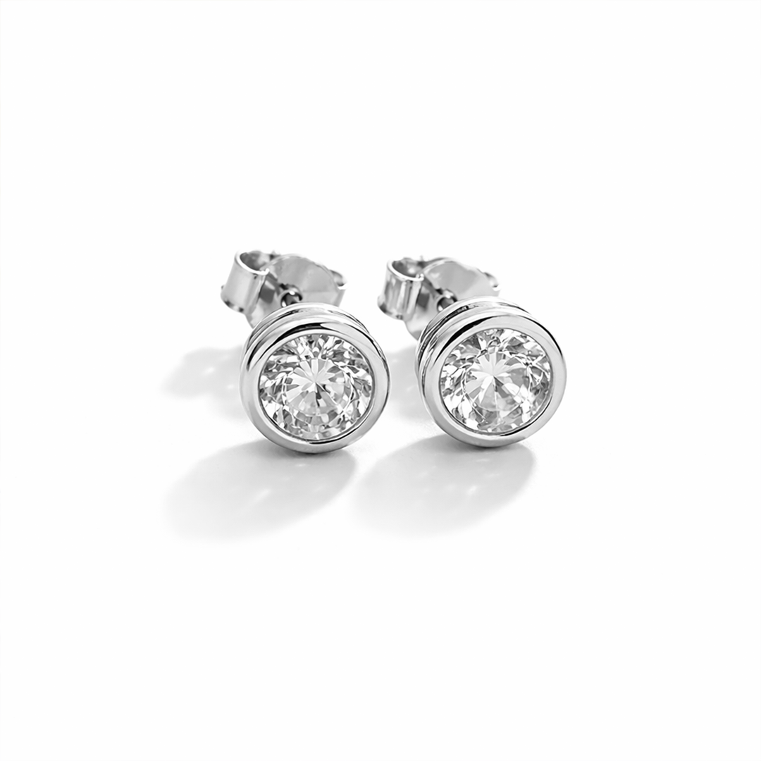 18K Gold Lab Grown Diamond Round Brilliant Bezel Set
