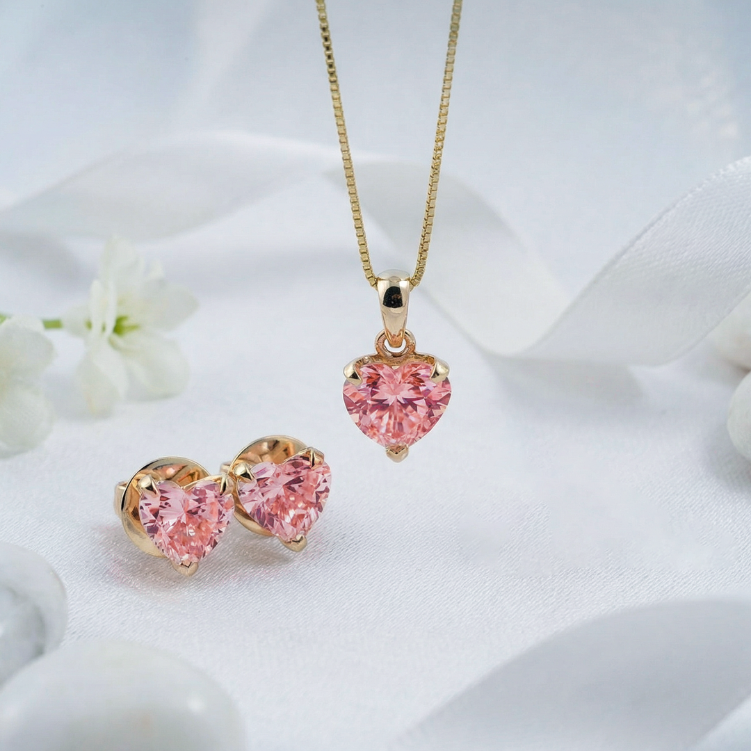18K Gold Lab Grown Pink Heart Diamond Set