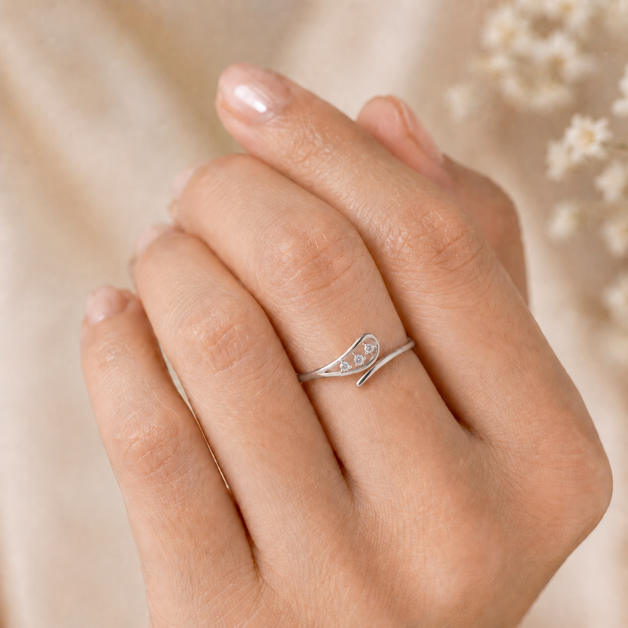 Everyday Sparkle 0.03ct Diamond Ring in 18K Gold