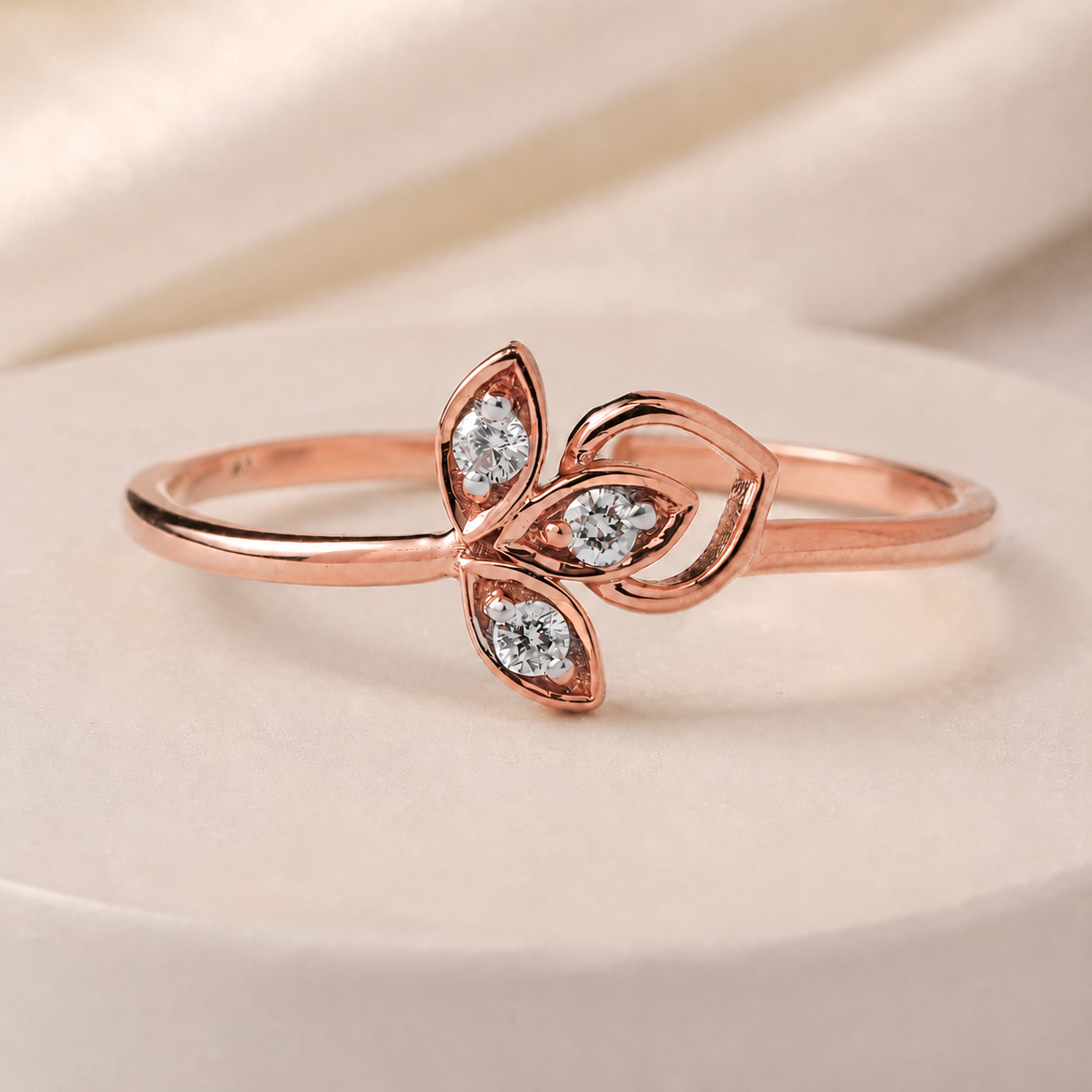 Everyday Sparkle 0.05ct Diamond Ring in 18K Gold