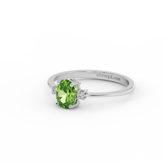 18K Gold Oval Peridot & Diamond Ring
