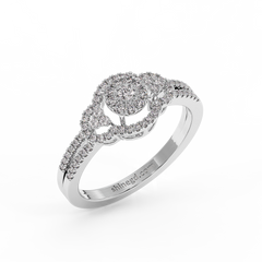 18K Gold Round Halo Diamond Ring