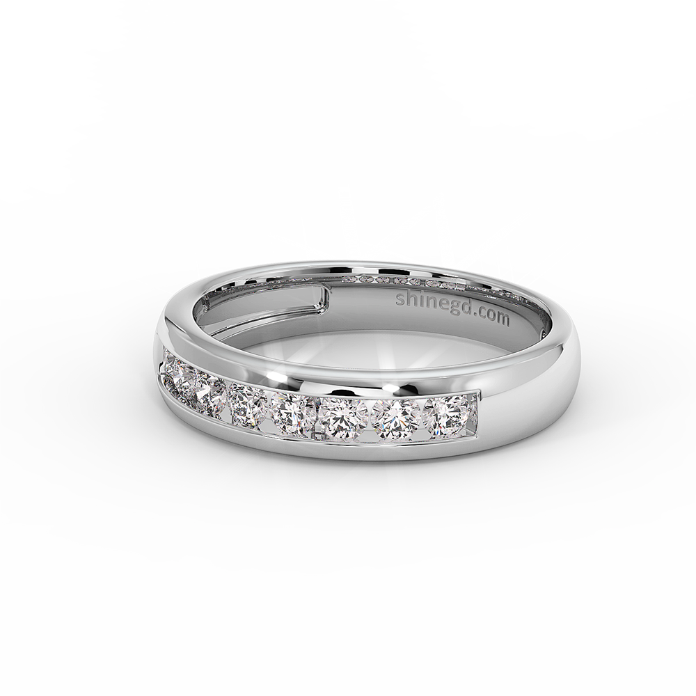 18K Gold Diamond Band Ring