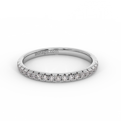 18K Gold Shared Prong Diamond Ring