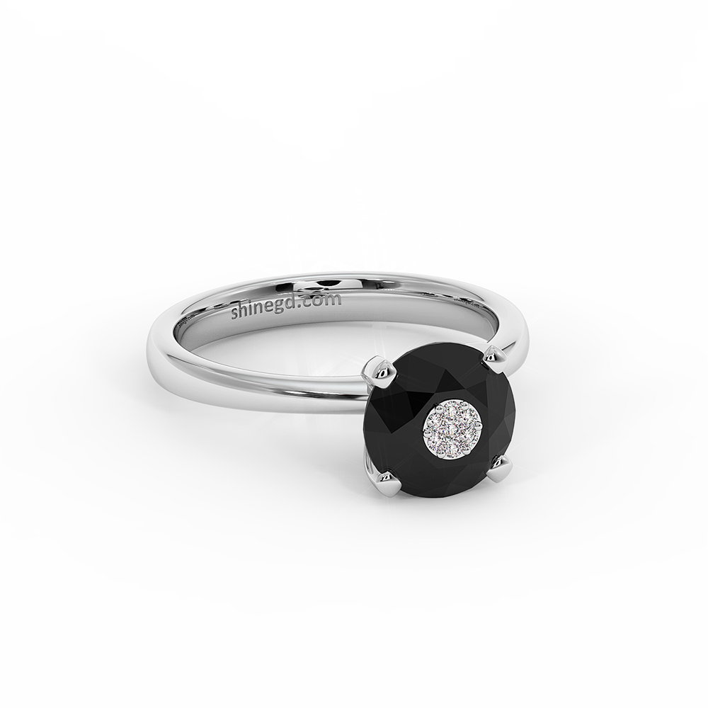 18K Gold Black & White Diamond Ring