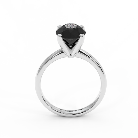 18K Gold Black & White Diamond Ring