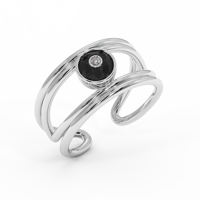 18K Gold Black & White Diamond Ring