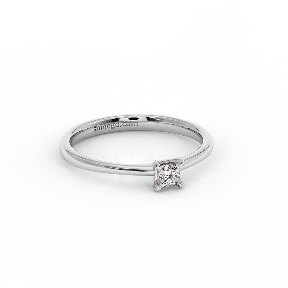 18K Gold Princess Cut Solitaire Diamond Ring
