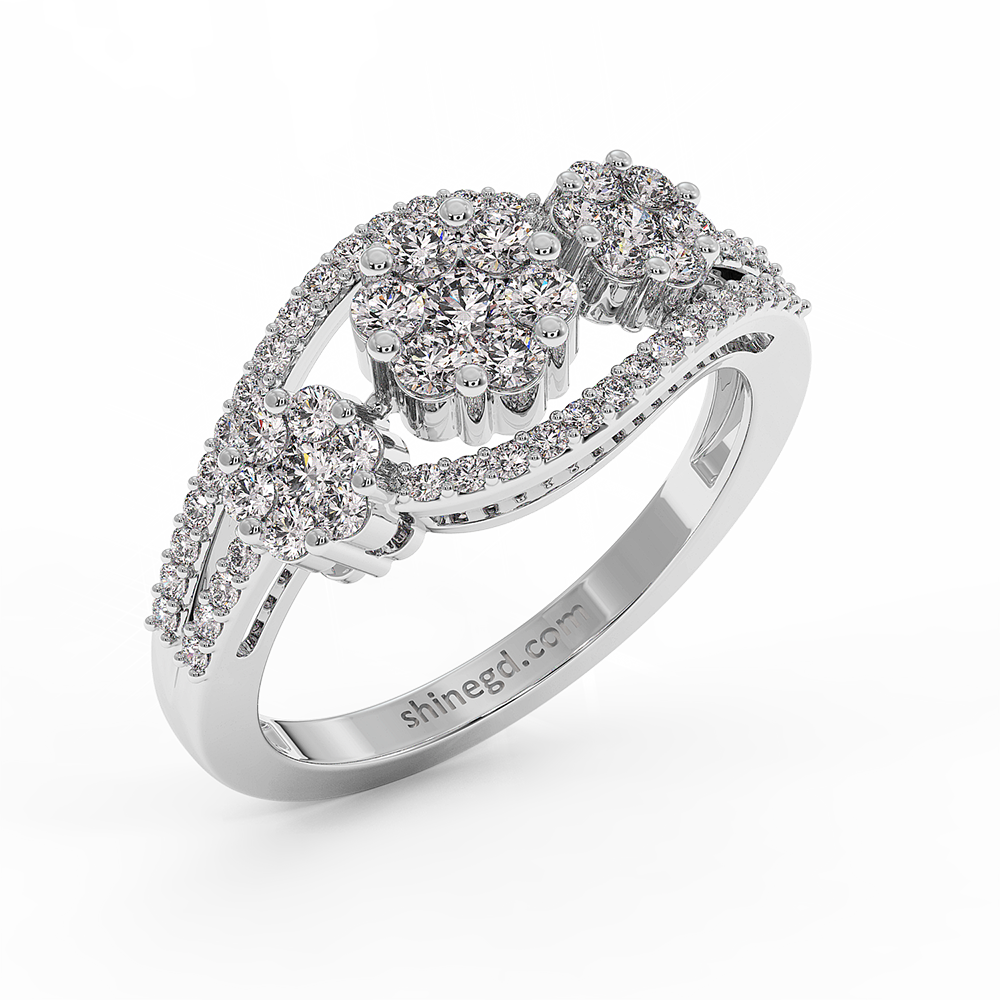 18K Gold Floral Cluster Diamond Ring