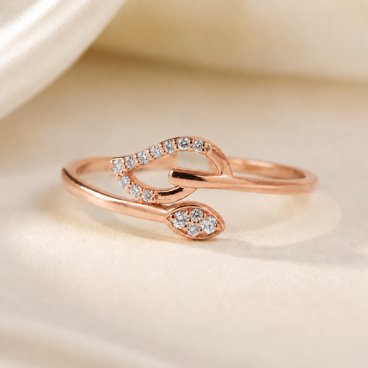 Everyday Sparkle 0.06ct Diamond Ring in 18K Gold